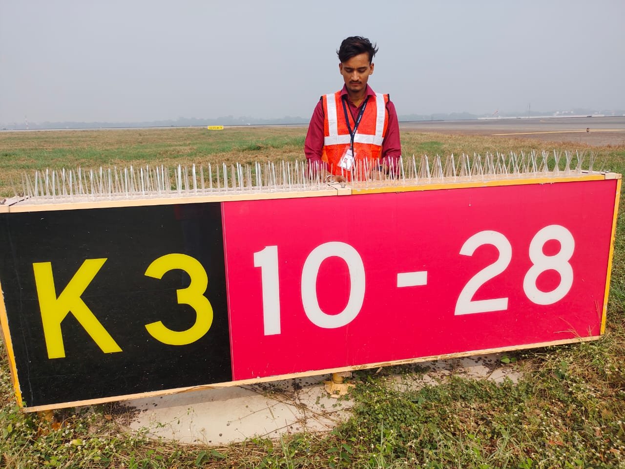 Bird spike manufacturer